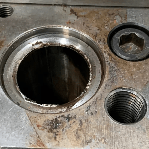 Prevent Rust in Injection Molds | Maintenance Guide