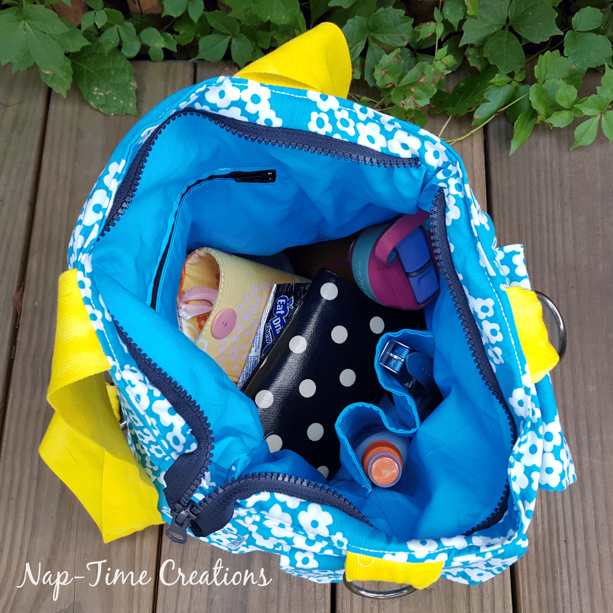 convertible purse / backpack free sewing pattern Naptime Creations