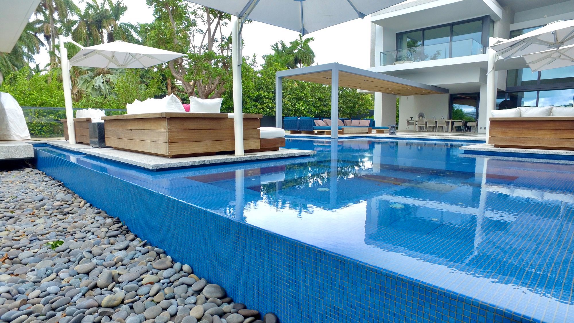 Essential Leak Detection in Naples Pools Uncover 7 Hidden Issues