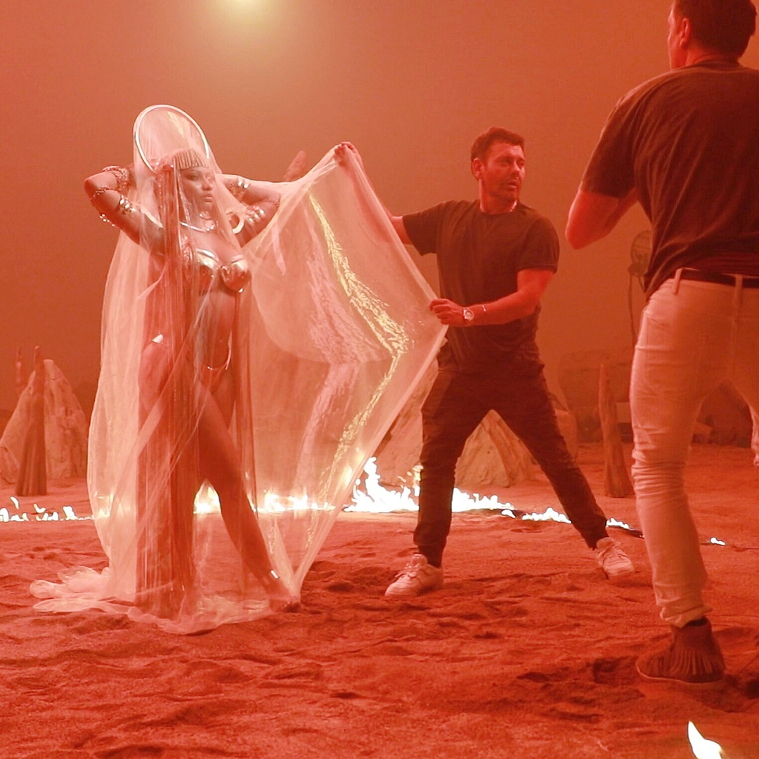 Review Nicki Minaj’s ‘queen’ B99