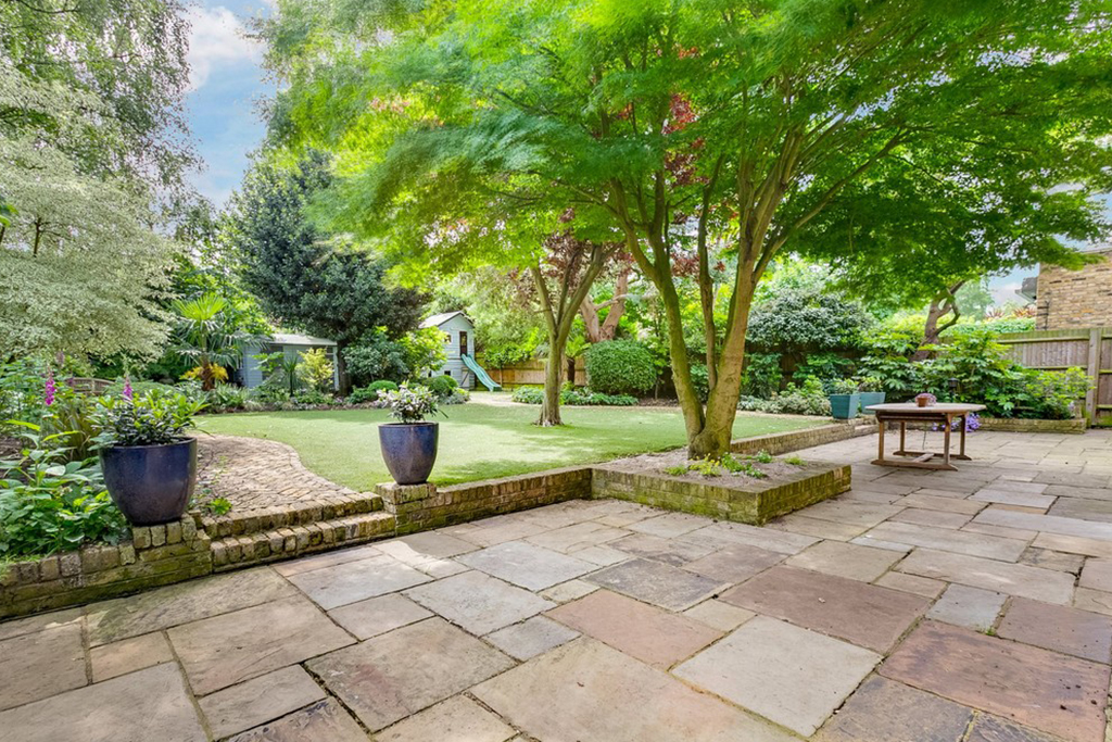 What was the most expensive house sold in Wandsworth last year