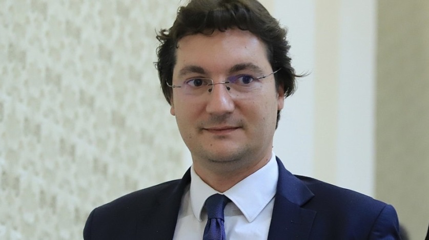 Налудничав план: Крум Зарков гледа към „Дондуков“ 2