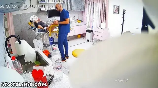Само в 24-chasa.eu: Извратени в Китай плащат по $10 на минута да гледат голи българки при гинеколога