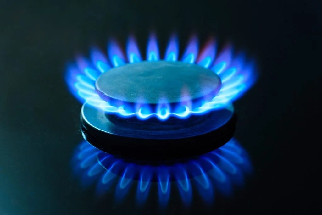 Тежка зима: Искат поскъпване на газа с 34%