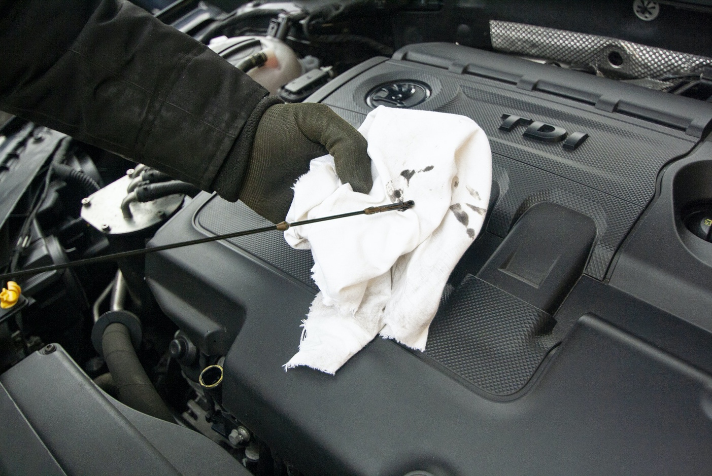 5 Reasons Why a Routine Oil Change Is Important NARPRO
