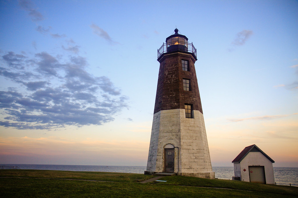 Explore Narragansett Narragansett Properties