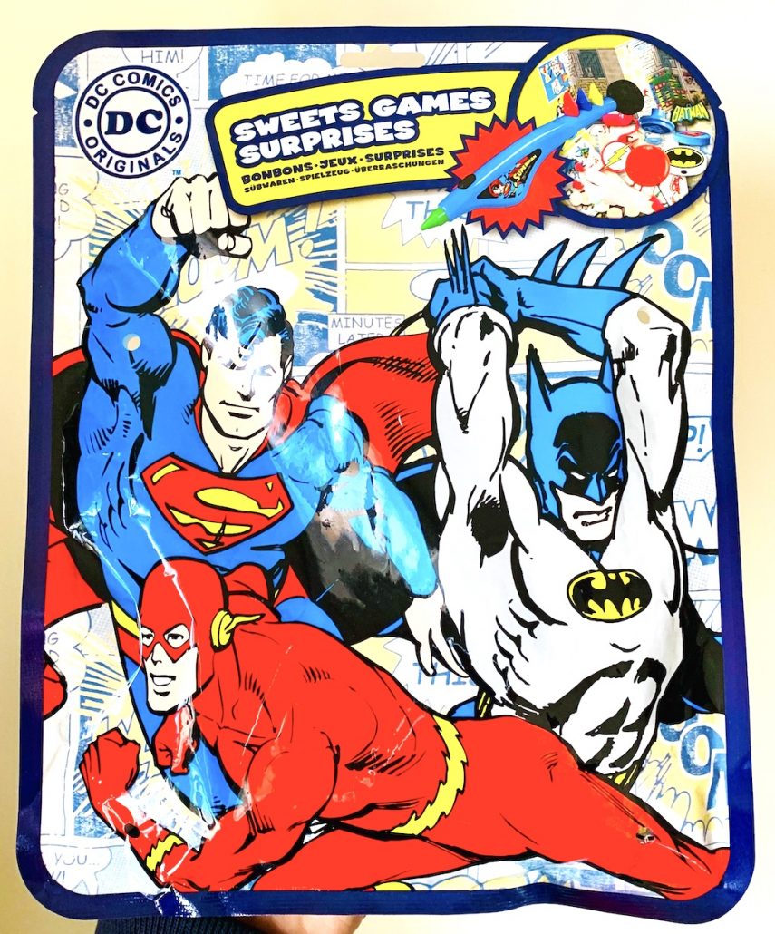 Dc Comics Original Sweets Games Surprises Batman Superman Flash Naschkater Com Das Sussigkeiten Marketing Blog