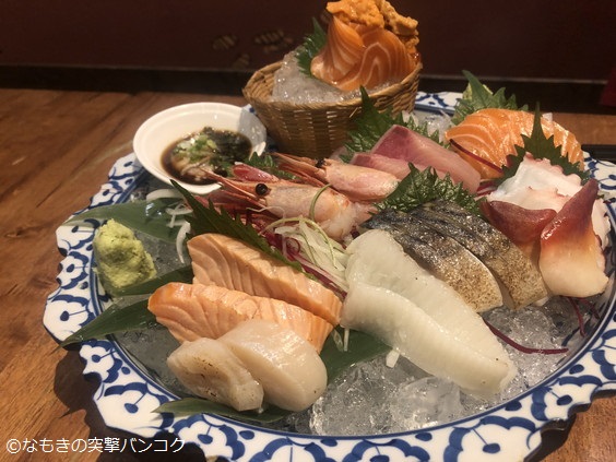 美味しい海鮮料理やラーメンを楽しめる居酒屋に行ってきた なもきの突撃バンコク
