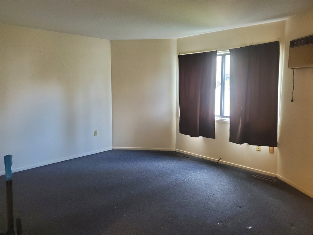 1032 Danforth St, Syracuse NY Nastri Real Estate