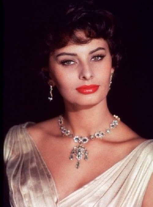 Jewellery lover Sophia Loren Kaleidoscope effect