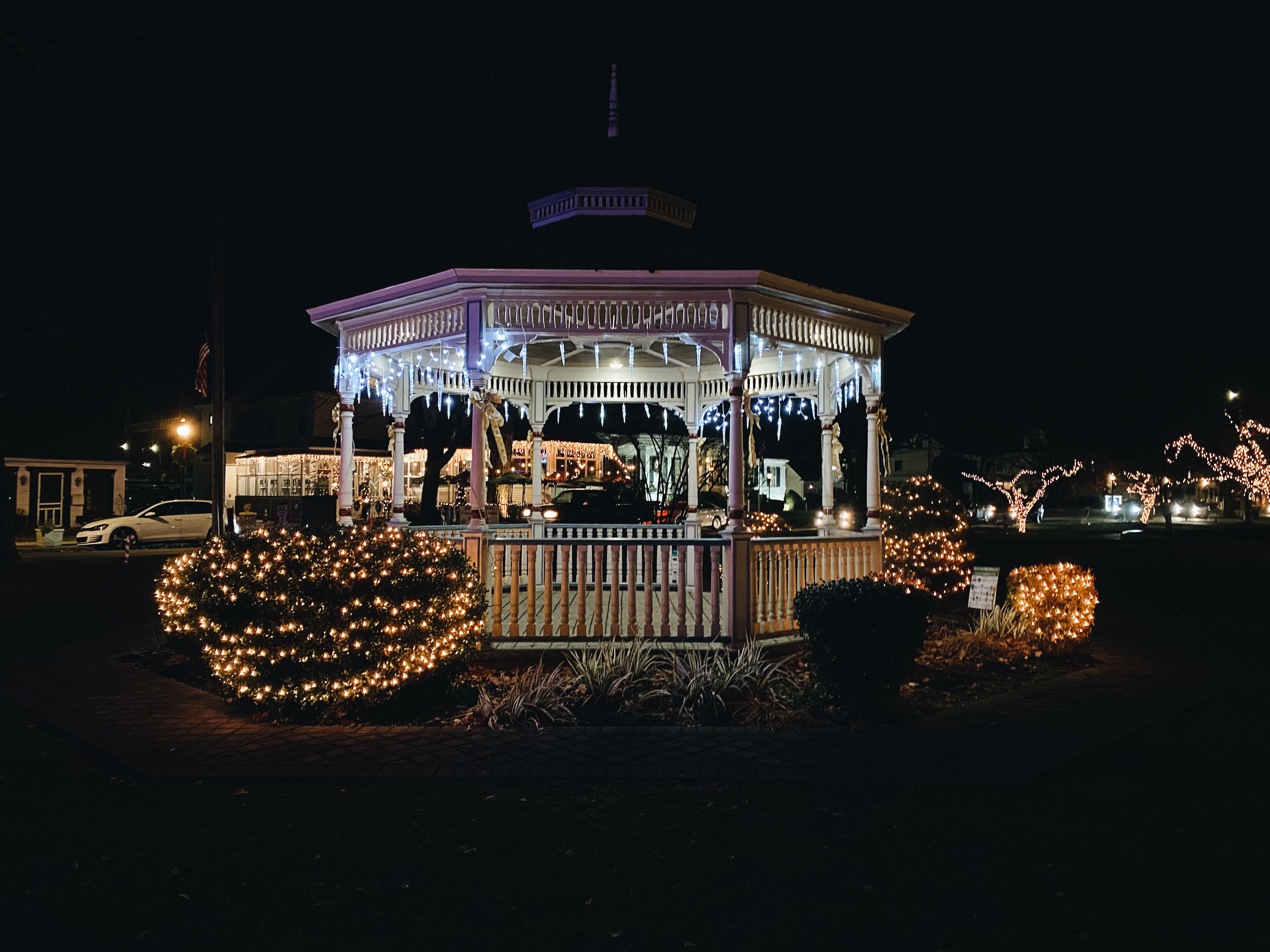 Walking Through Downtown Milford’s Christmas Display