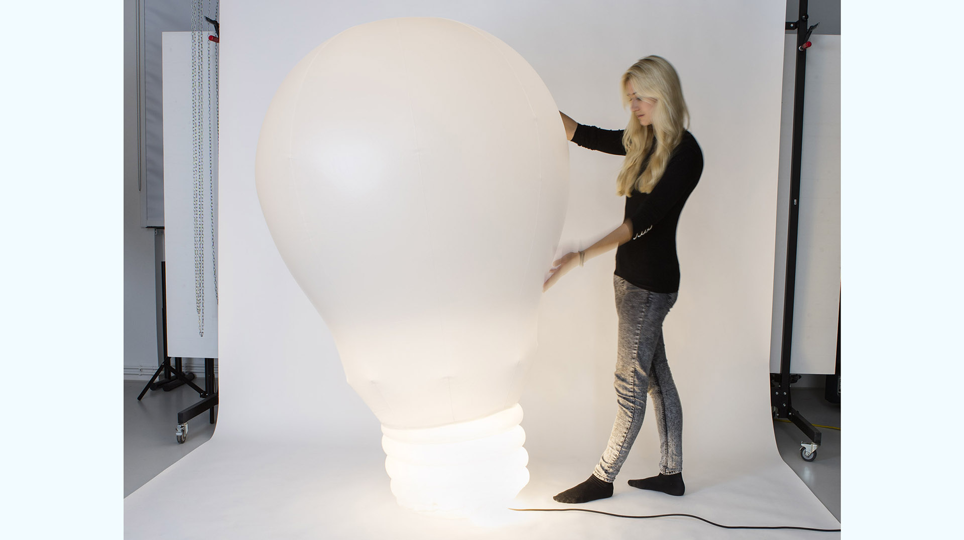 Natalie Kerres Inflatable Bulb