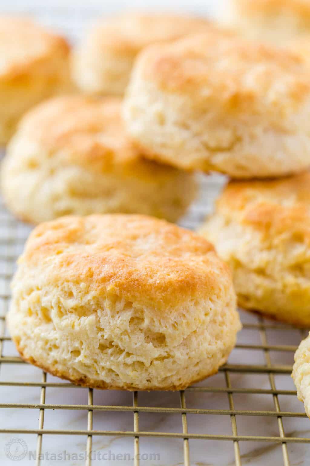 Fluffy Homemade Biscuits (VIDEO)
