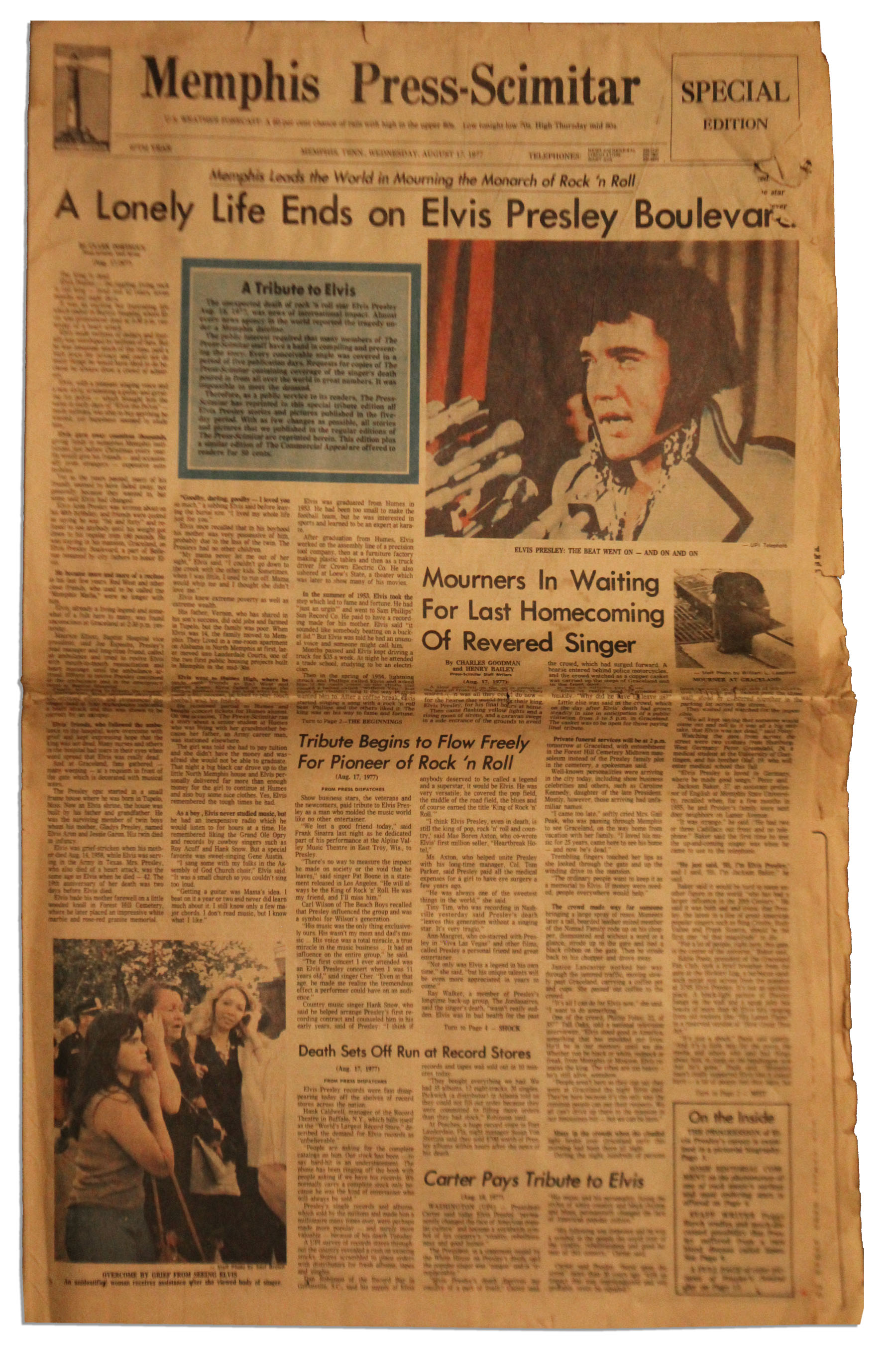 Elvis Presley Memphis Newspaper Announcing Death Auction Item