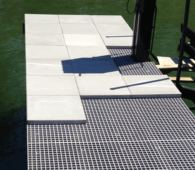 Square Mesh Fiberglass Grating in stock now