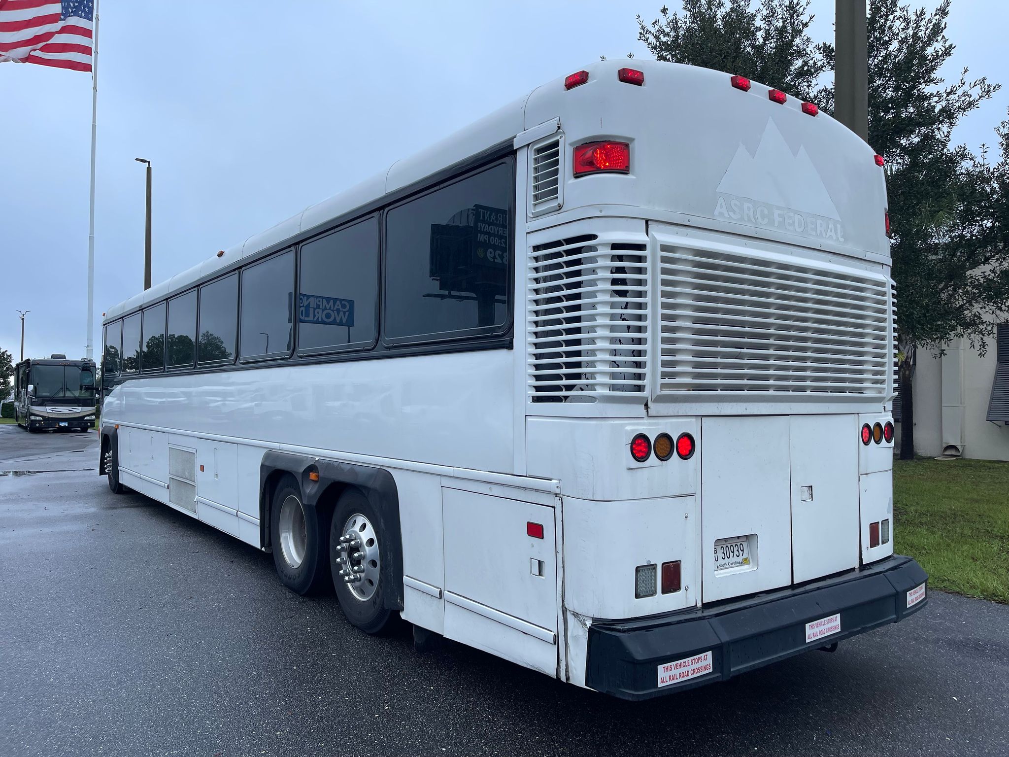 2005 MCI D4500L Nations Bus Sales