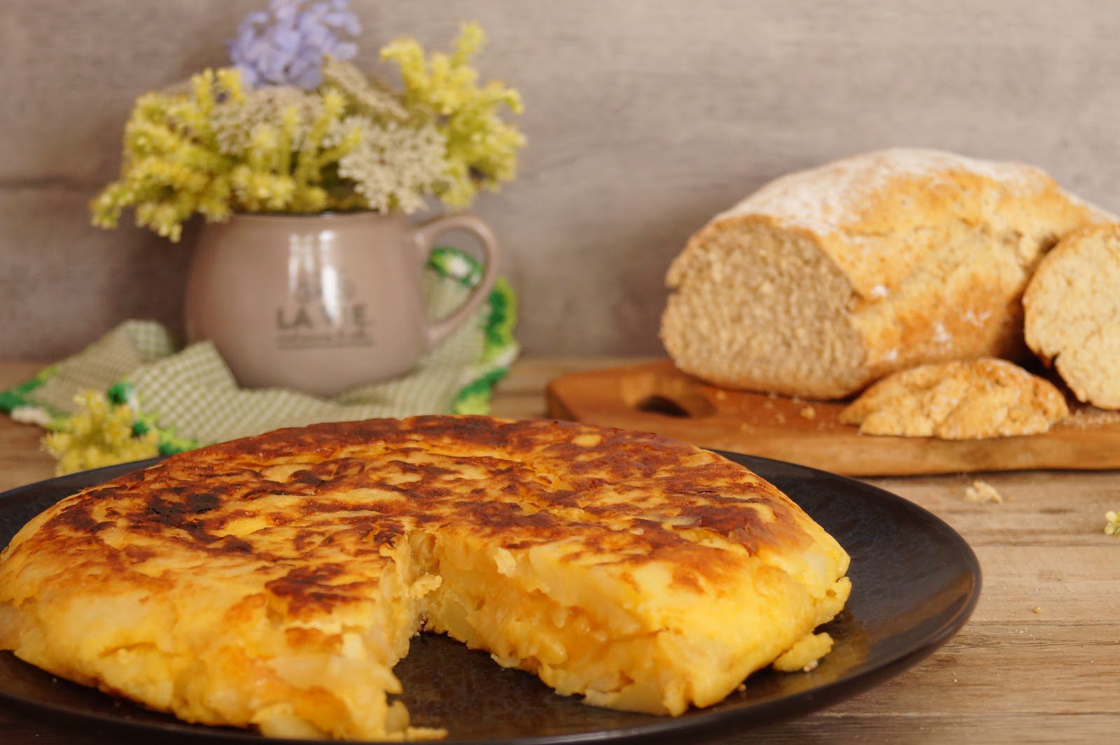 TORTILLA DE PATATAS CON CEBOLLA CARAMELIZADA Nati recetas caseras