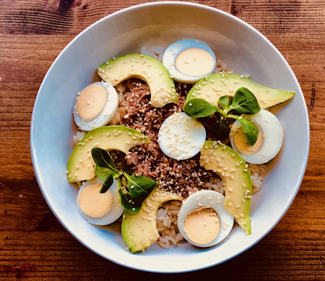 Riso Bianco Tonno, Avocado, Uovo Sodo e Semi Sesamo NaturalBreak