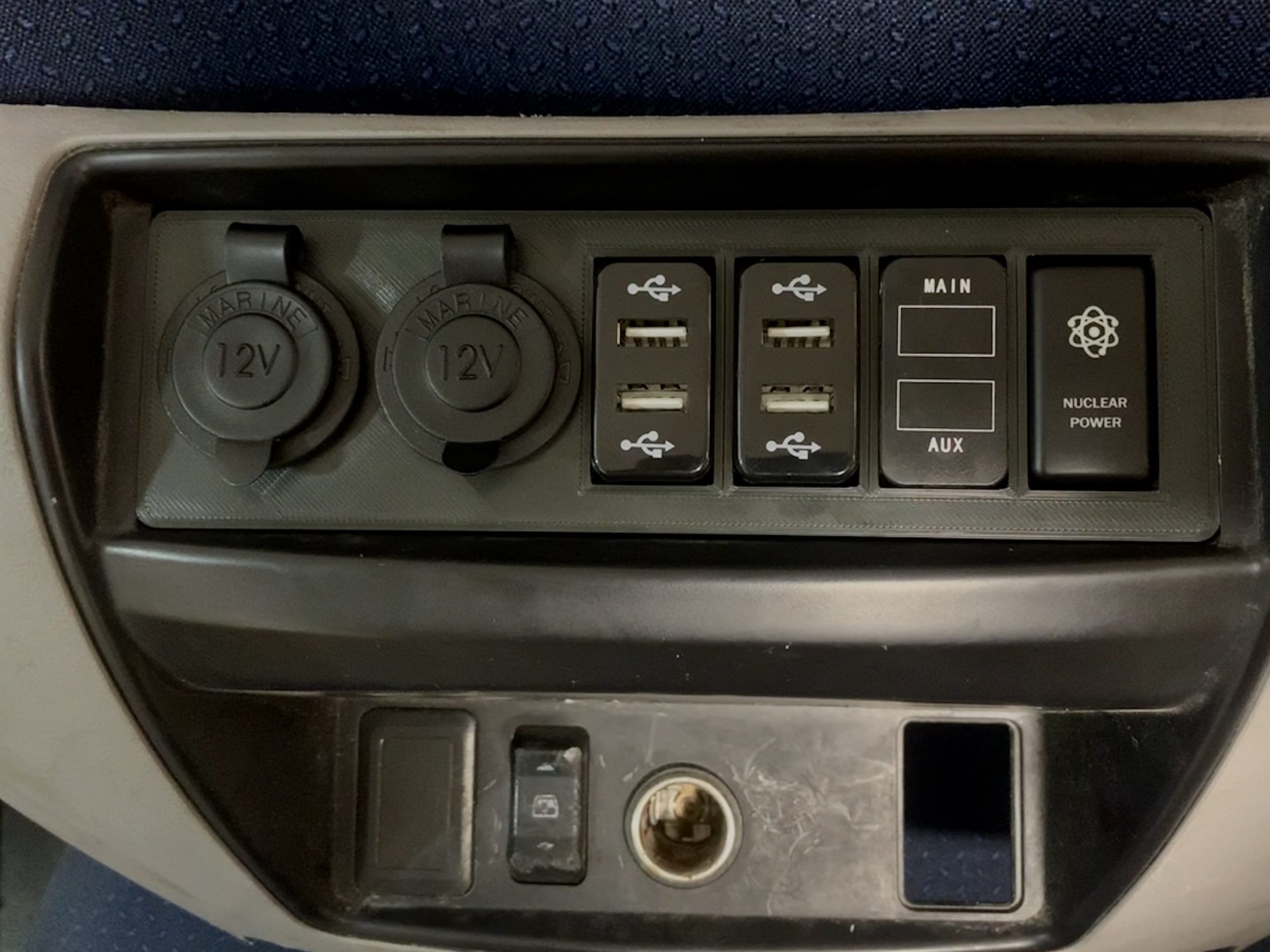 MN Triton Switch Panel 7 Push Switches Nautia Engineering