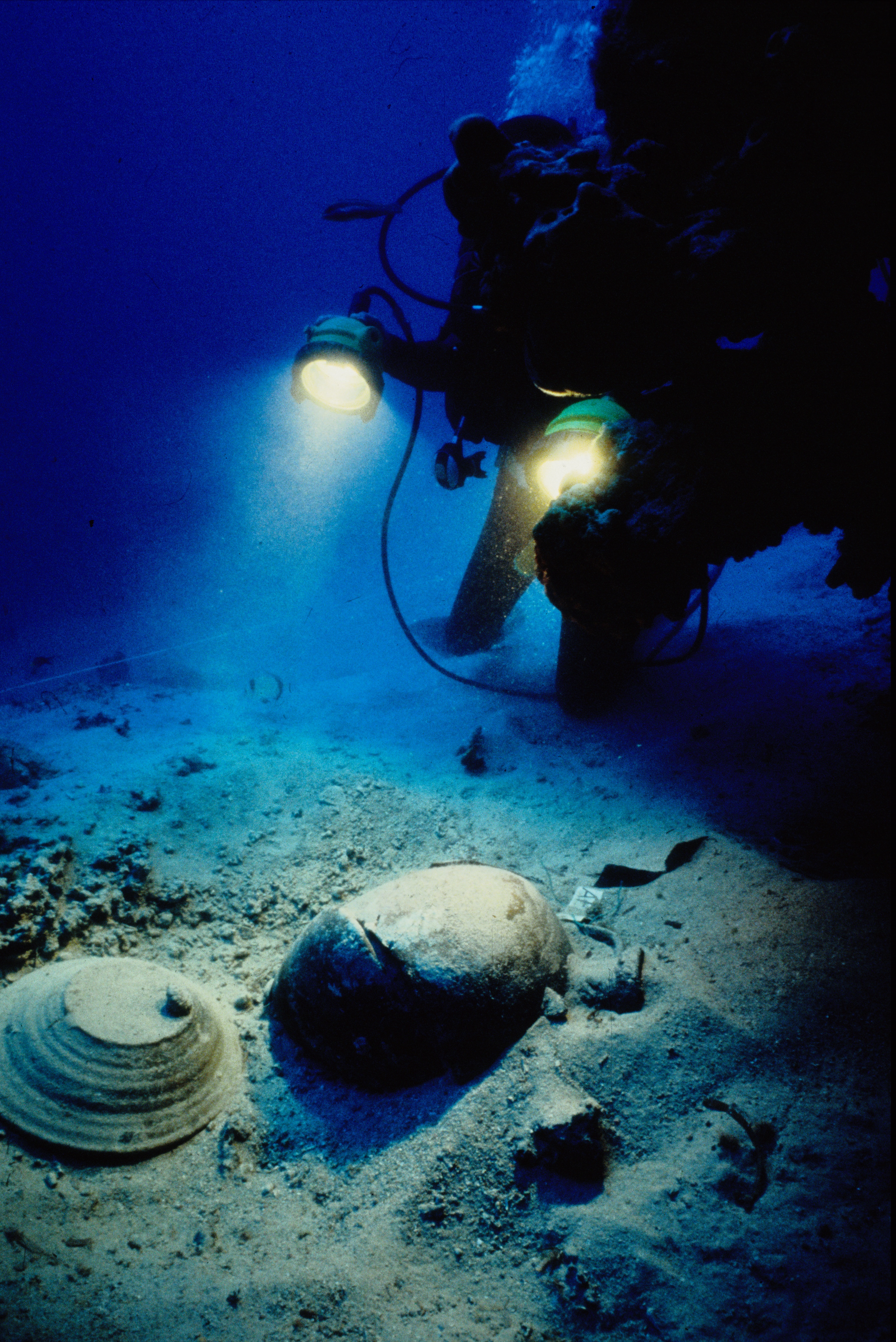 Pabuç Burnu Shipwreck Excavation Institute of Nautical Archaeology