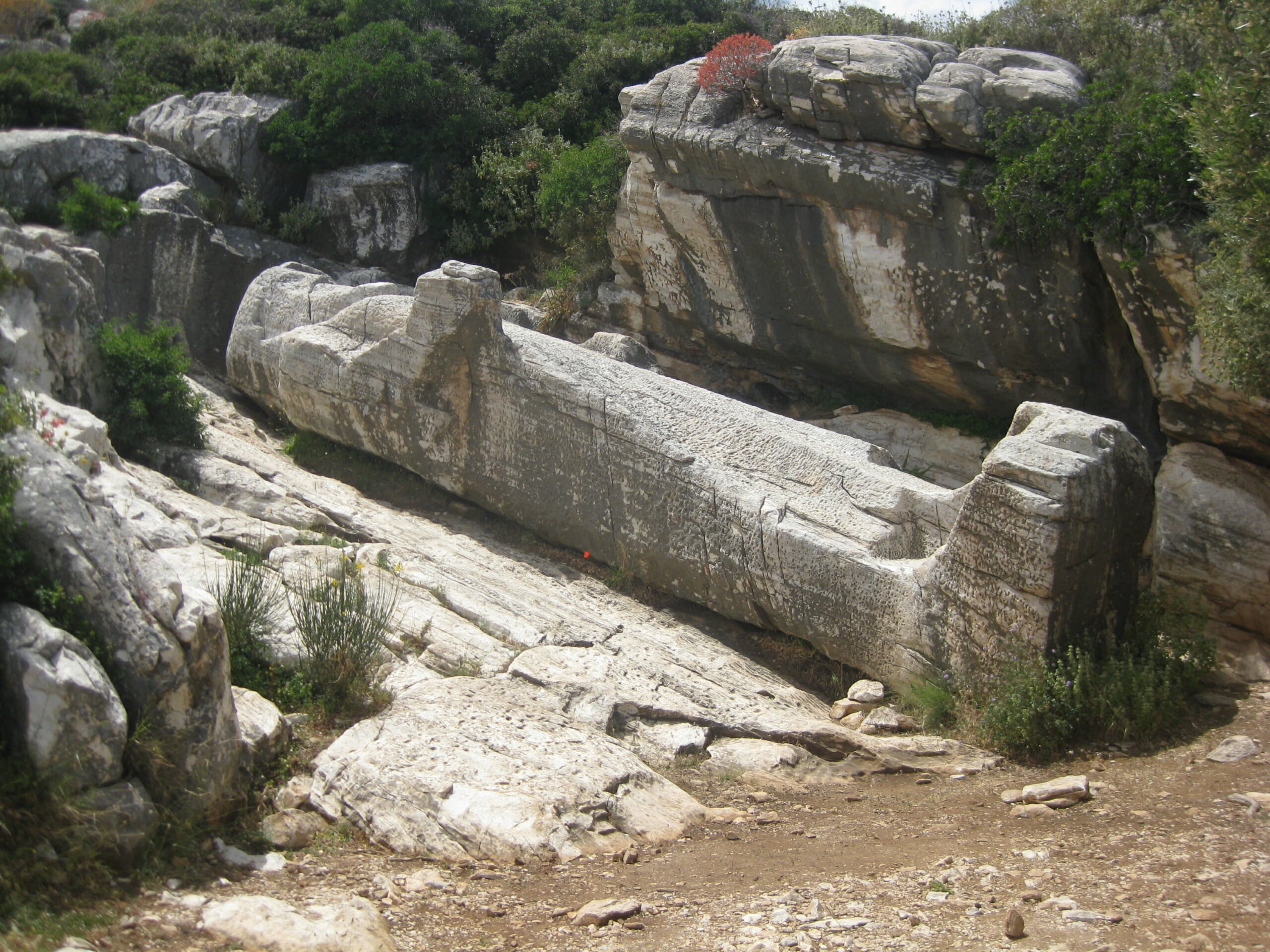 The Myth of the Kouros Naxos Intermediate Kouros of Naxos