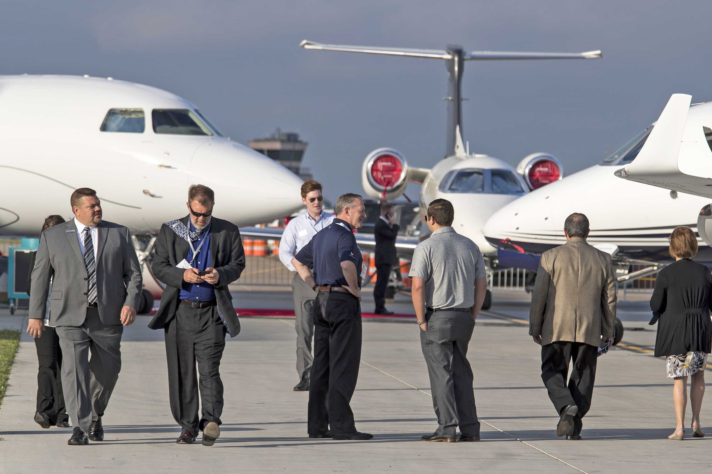Aircraft Display 2022 MiamiOpa locka Regional Forum NBAA