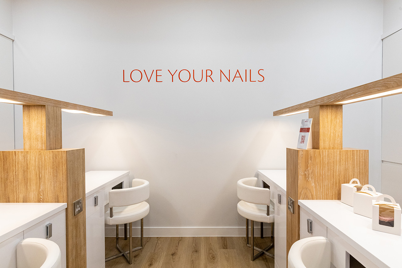 Chelmsford, Essex NBar Best Nail Spa for perfect manicure, pedicure