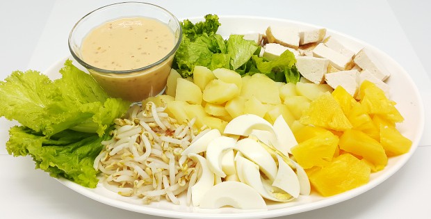 Natural Cooking Club Simple Salad Bumbu Kacang