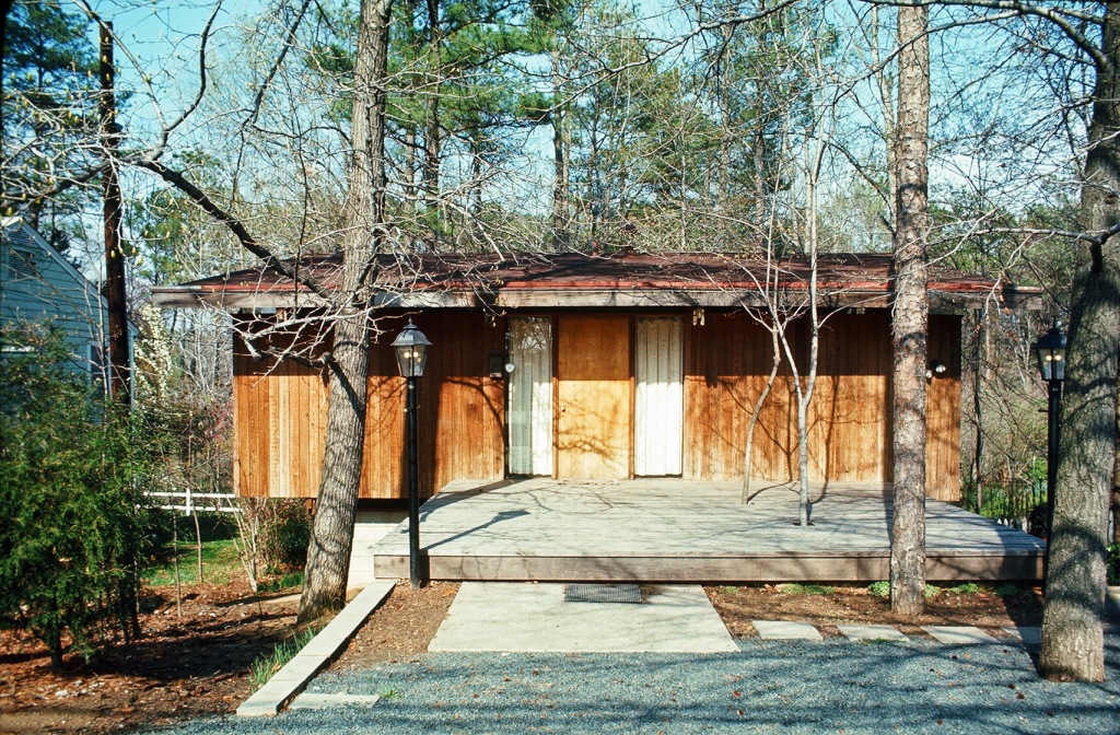 NCModernist Chandler