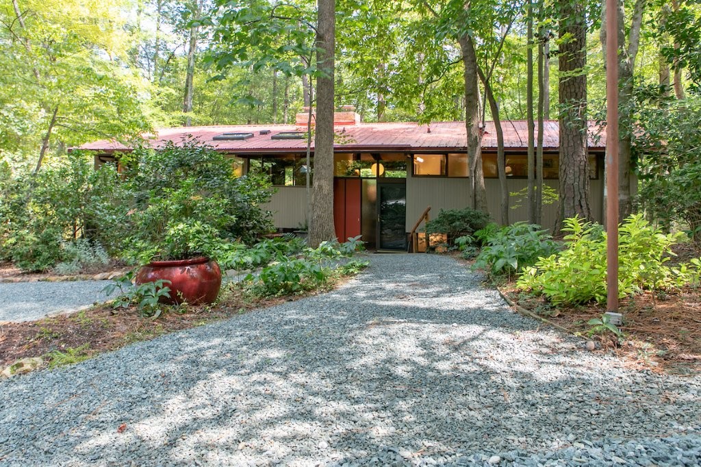 NORTH CAROLINA DECK HOUSES