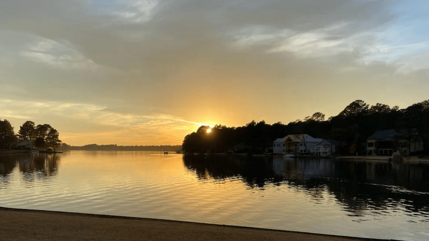 Veda Bynum NC Real Estate Specialist for Residential, Vacation