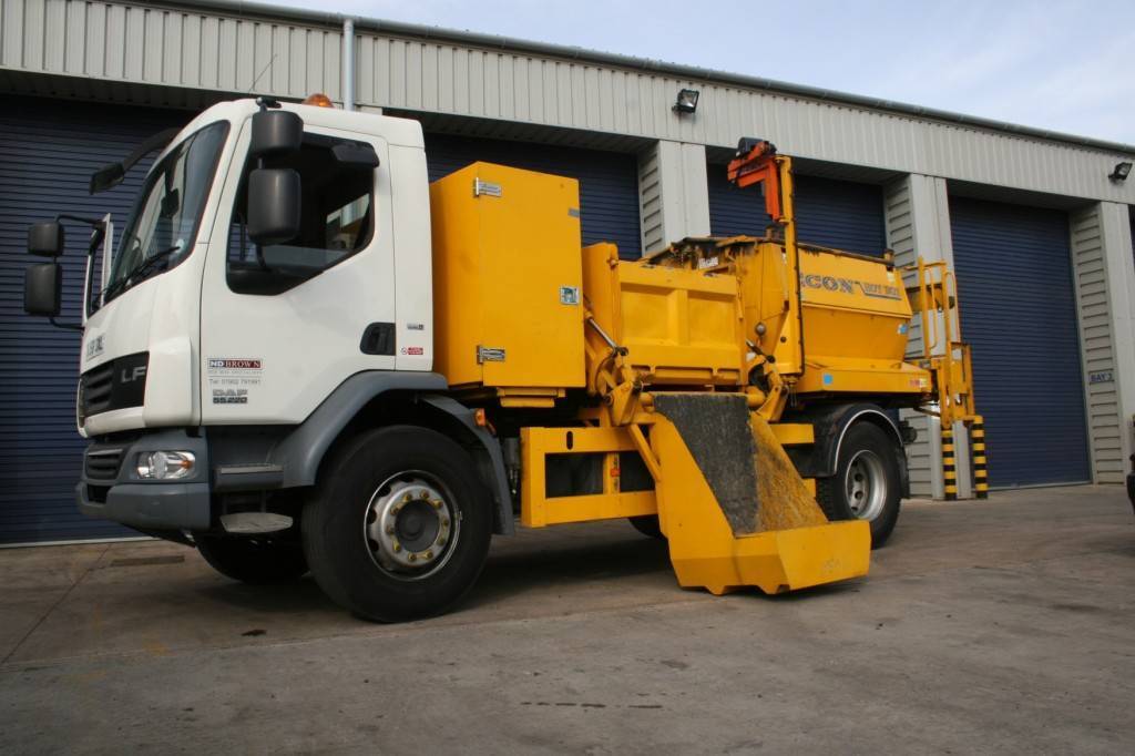Asphalt Hot Box for Sale and Hire ND Brown