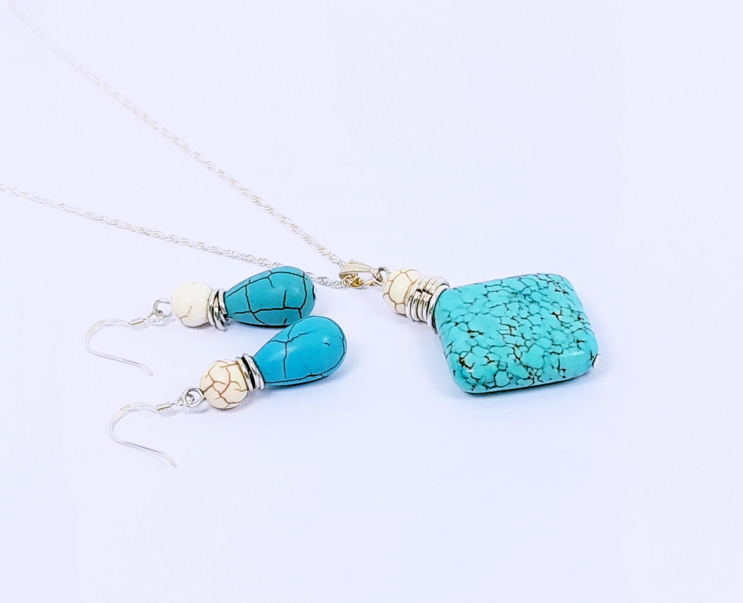Turquoise Pendant & Earrings Set Ndieh's Designs