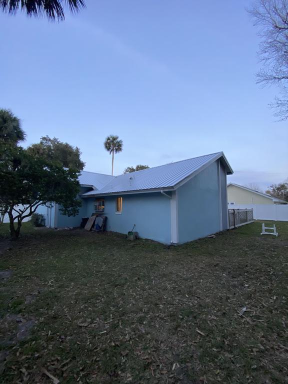 Neal Strickland Roofing Old Town Gray Metal Roofing