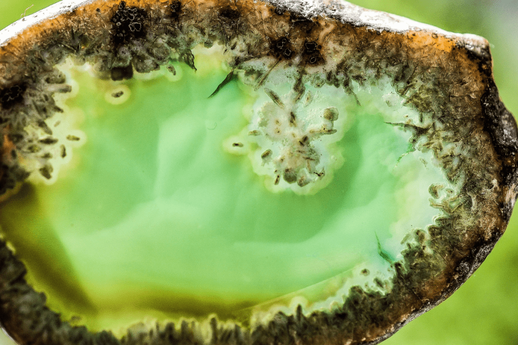 Can Agate Go In Salt? (Blue Lace, Moss, Iris And More)