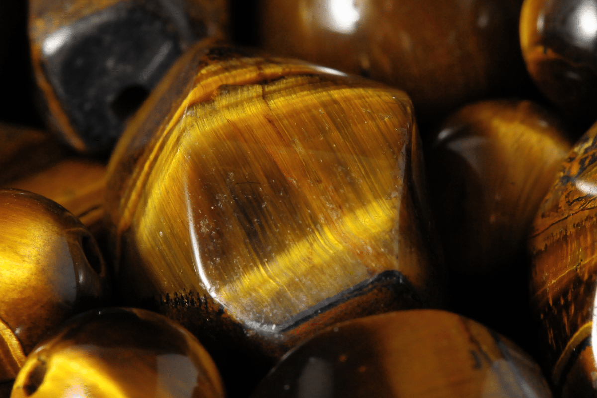 The Complete Guide To Tiger’s Eye And The Zodiac Signs