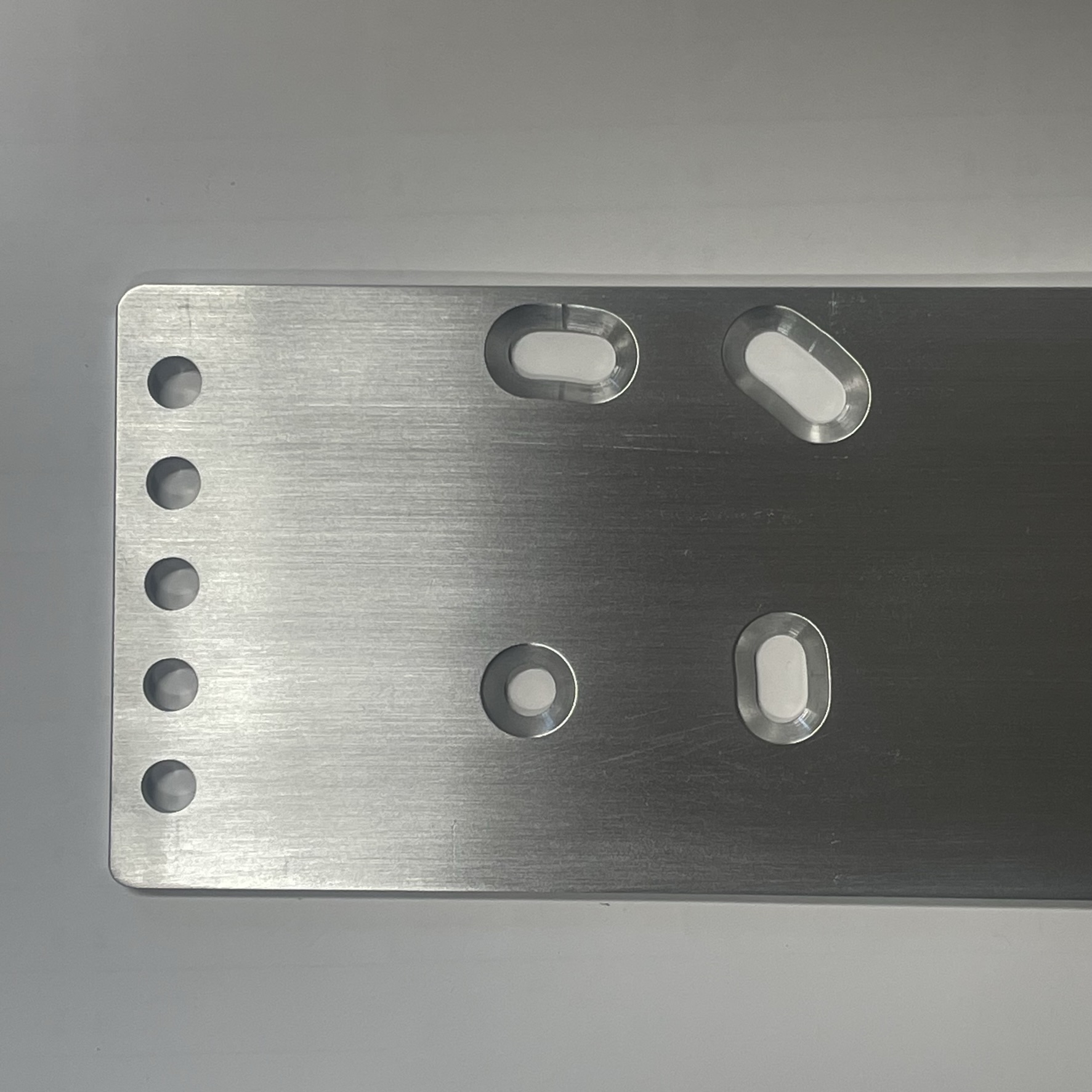 Shoe plate (with adjustable holes) Neaves Rowing Services