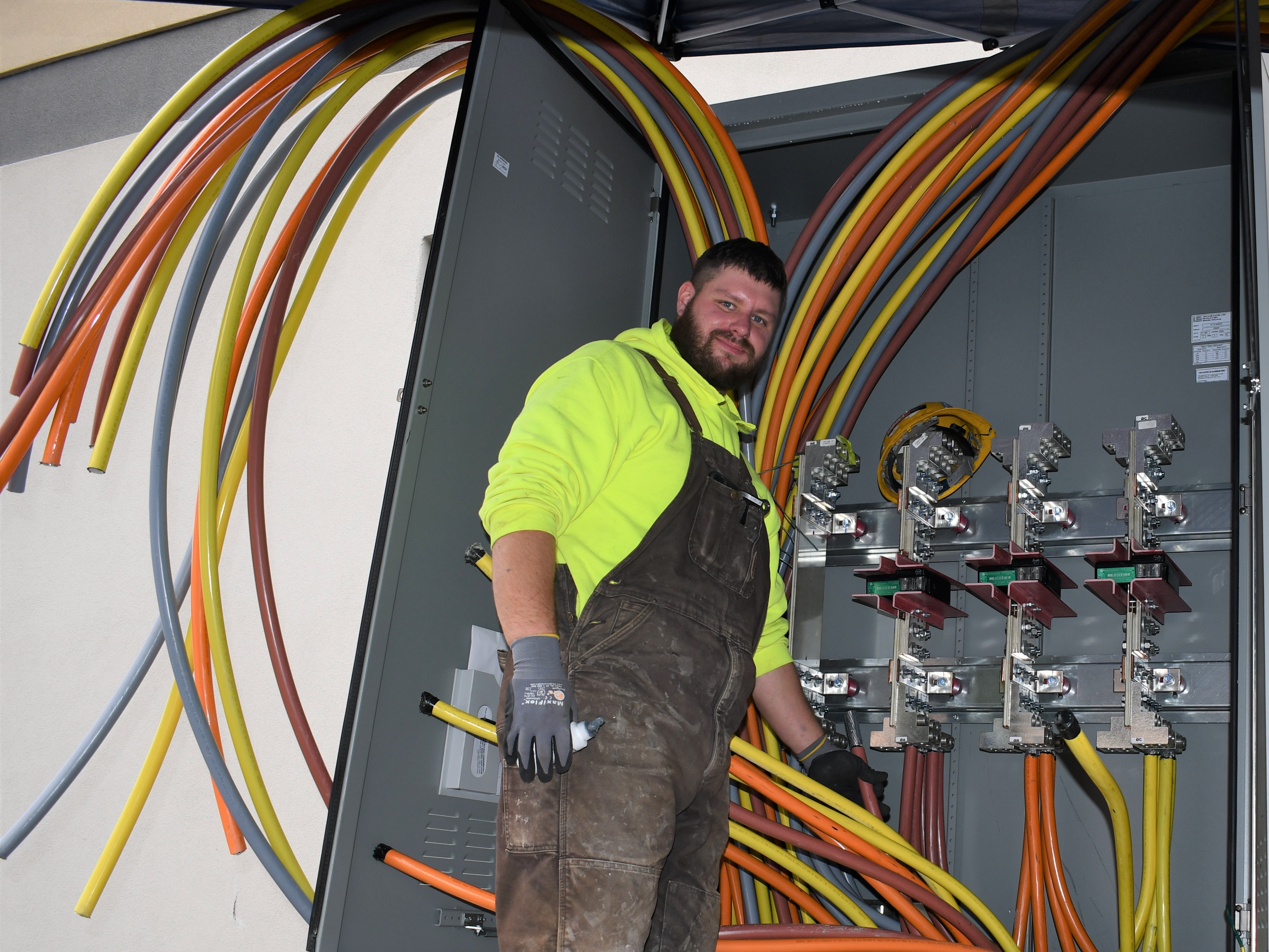 New manufacturing training center on YSU campus has TriArea's