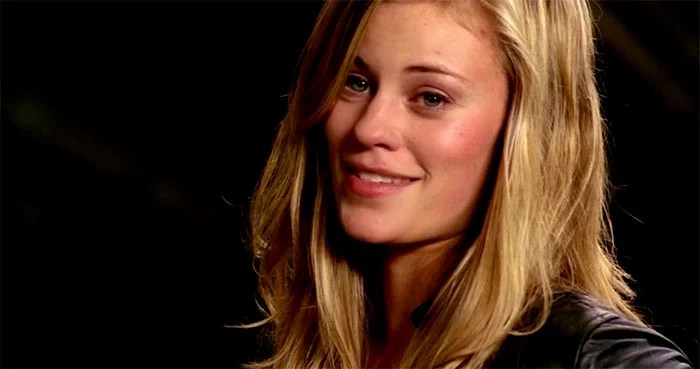 She Played ‘Tess’ on Smallville. See Cassidy Freeman Now At 40. - Ned Hardy