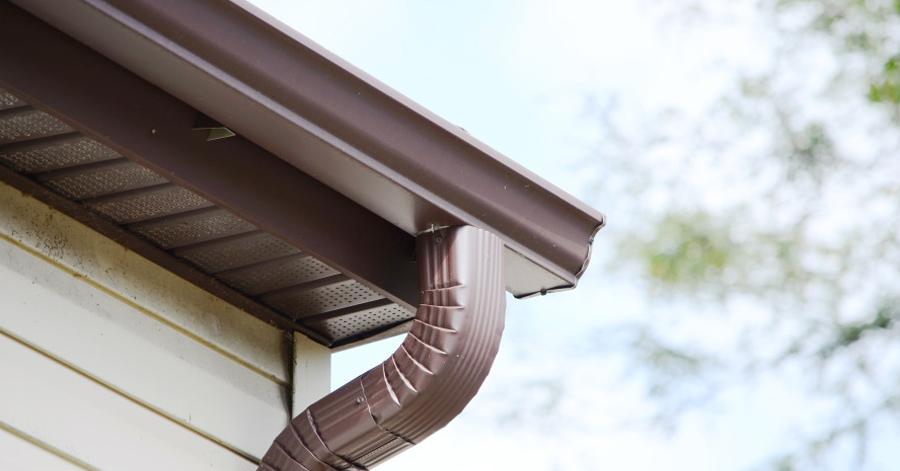 How to Choose the Best Rain Gutters to Protect Your Home Through All