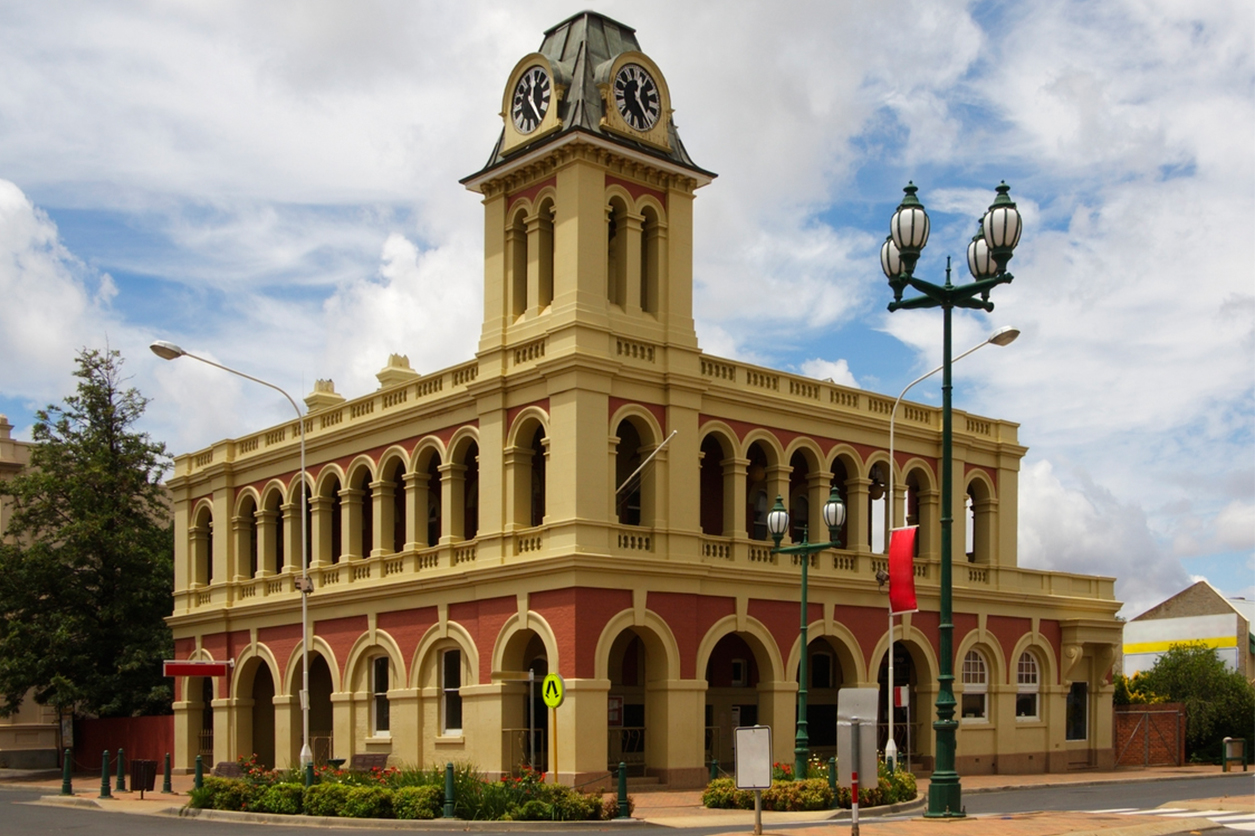 Weekends Away Forbes NSW Short Breaks Forbes NeedaBreak