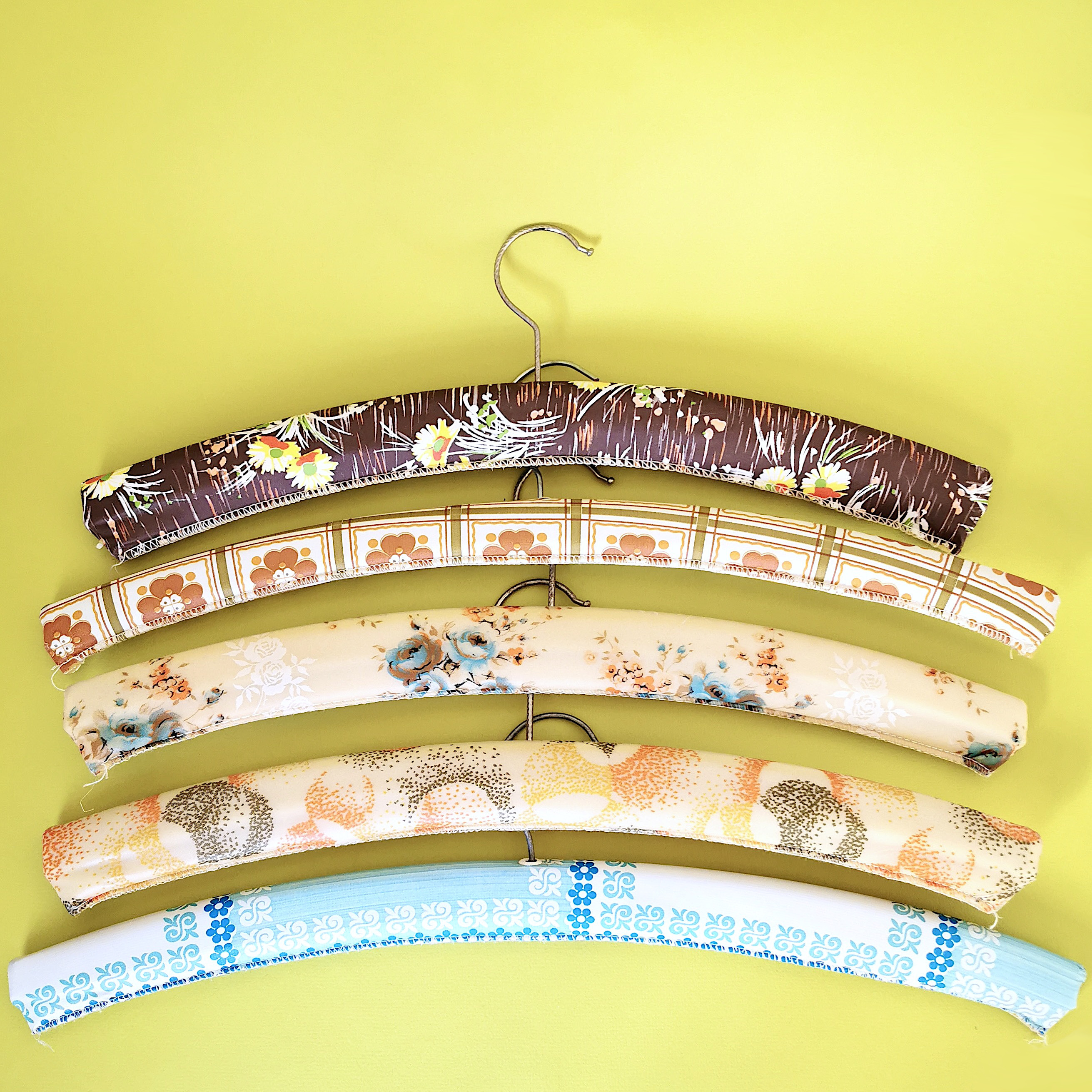 Vintage Coat Hangers (Set of 5) Needful Things Online