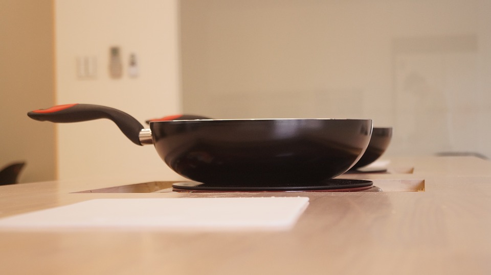 Steps to packing your kitchen for the move Neeleys Van and Storage