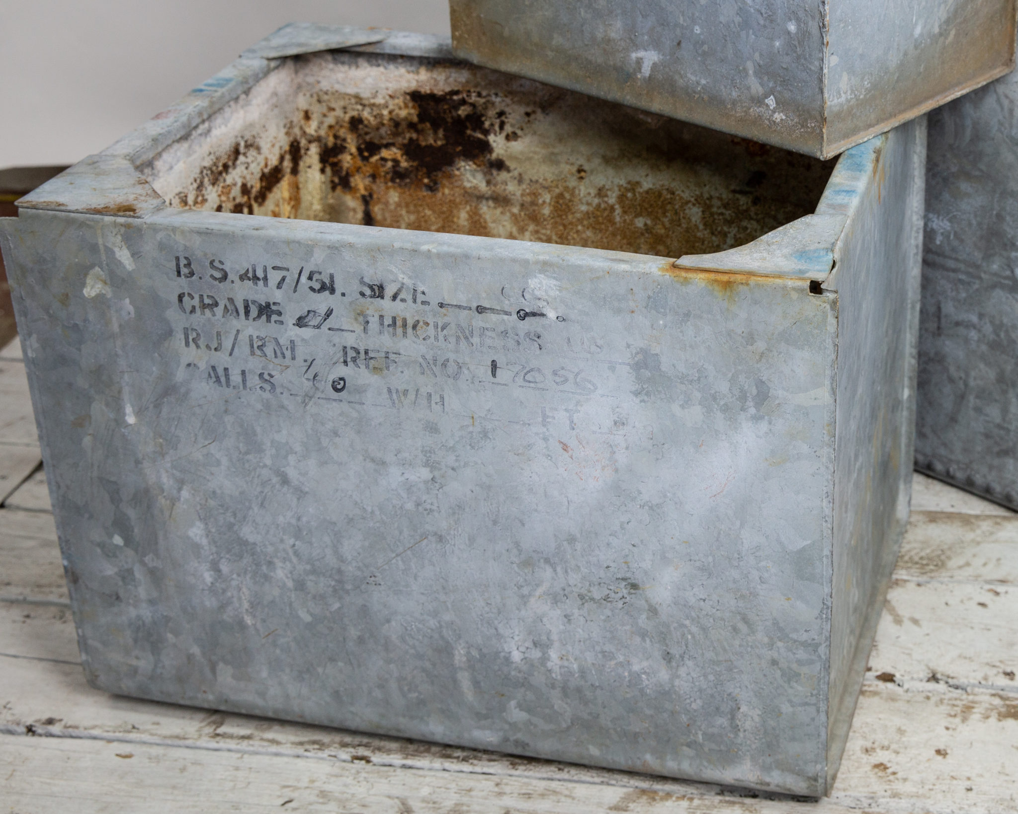 Vintage Galvanized Water Trough, 27" New England Garden Company