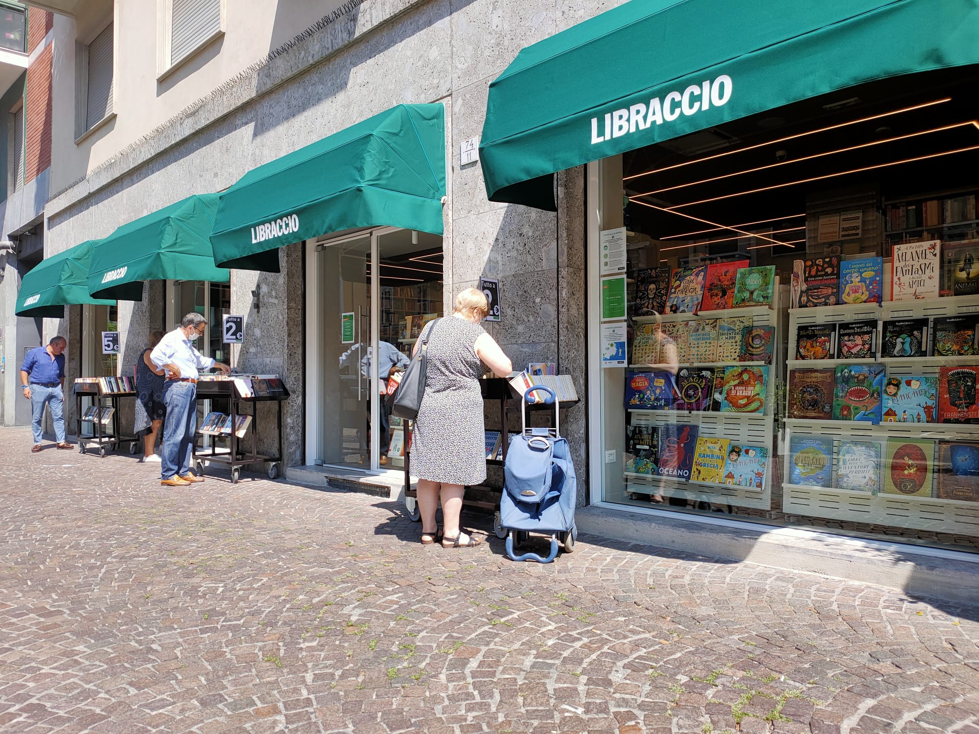 LIBRACCIO CANONICA Negozi Libraccio