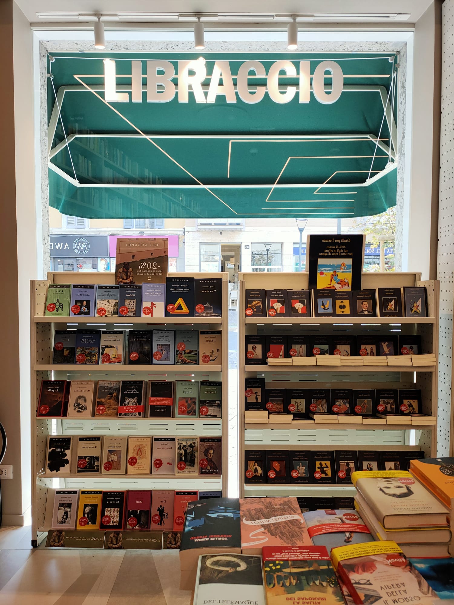 LIBRACCIO CANONICA Negozi Libraccio