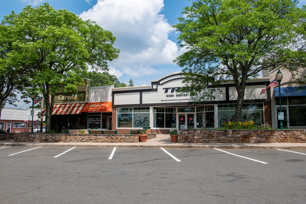 10181040 Main Street