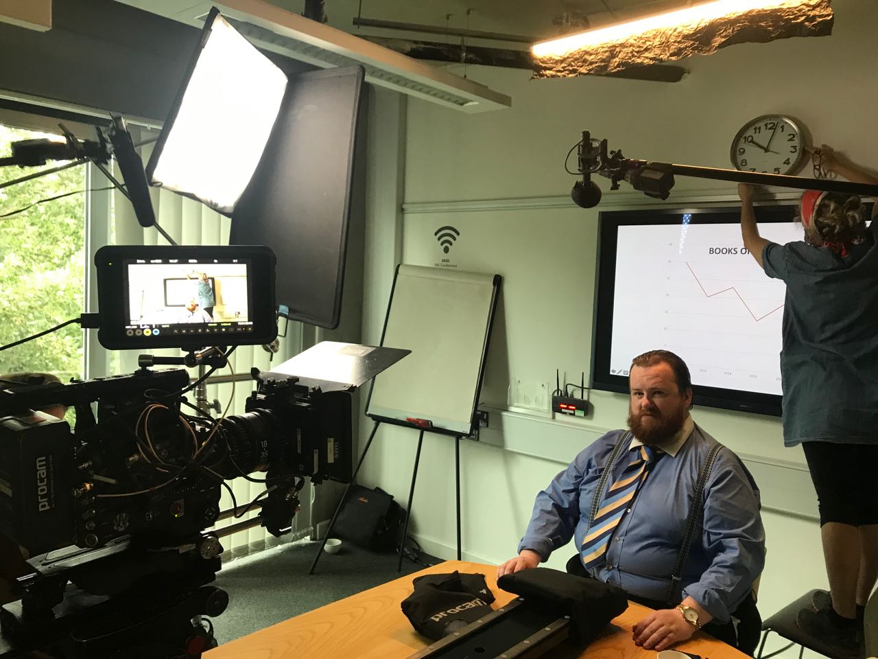 "Harvey Greenfield is Running Late" Week 2andaBit Neil Oseman