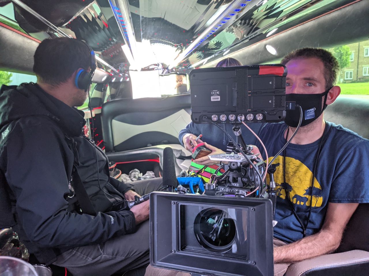 "Harvey Greenfield is Running Late" Week 2andaBit Neil Oseman