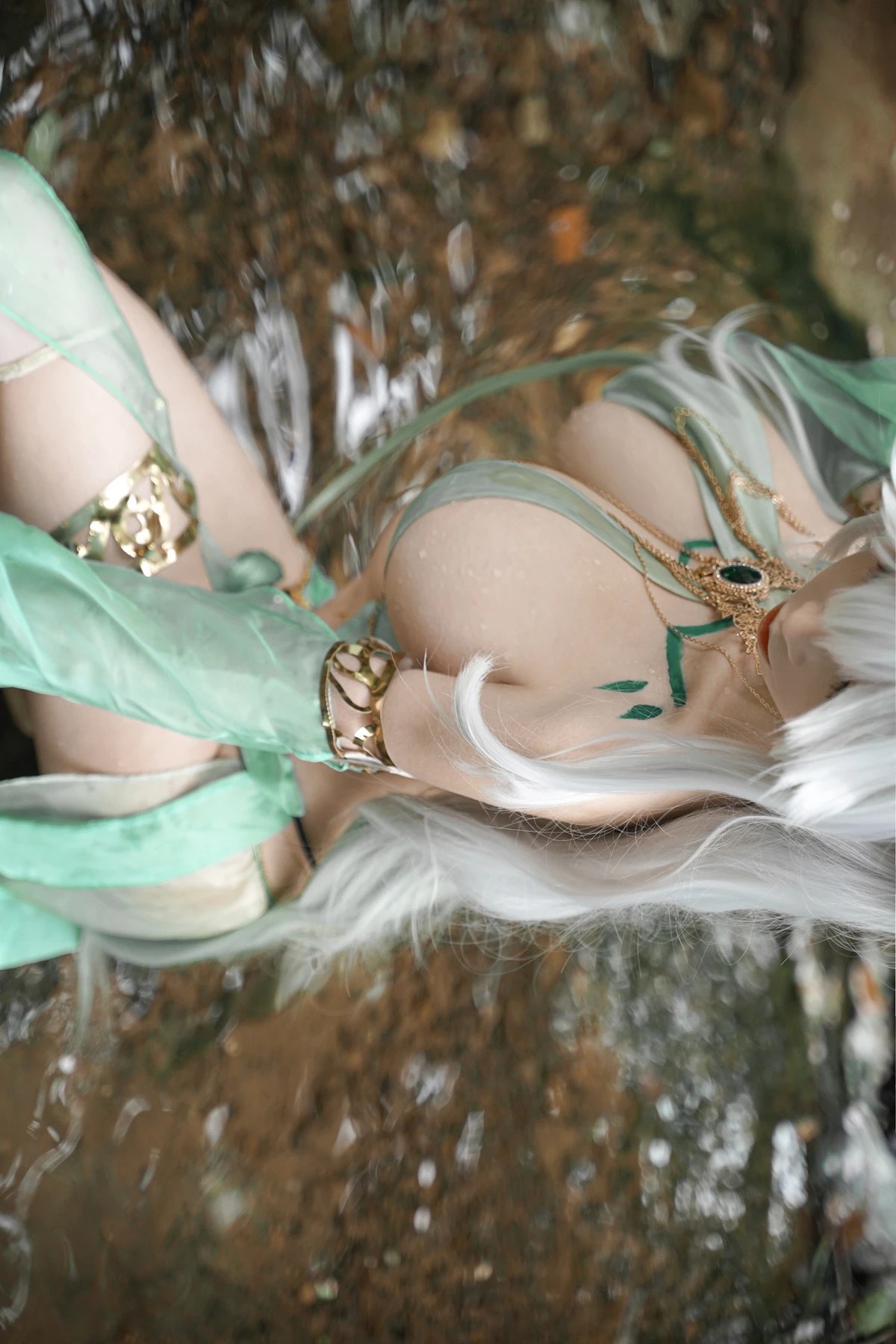 Cosplay 爱老师_PhD 大慈树王角色扮演